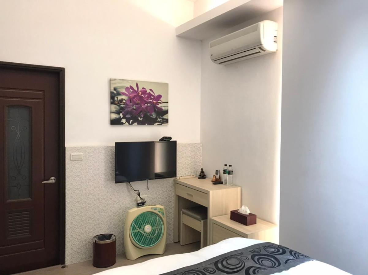 הואליין סיטי 小小鋼琴家民宿&近夜市文創美食街 מראה חיצוני תמונה